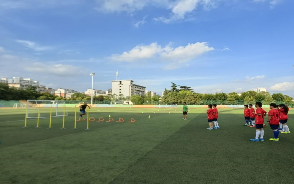 a5fb7ca2b0e64498bb2b26c904622f90.jpg a5fb7ca2b0e64498bb2b26c904622f90.jpg